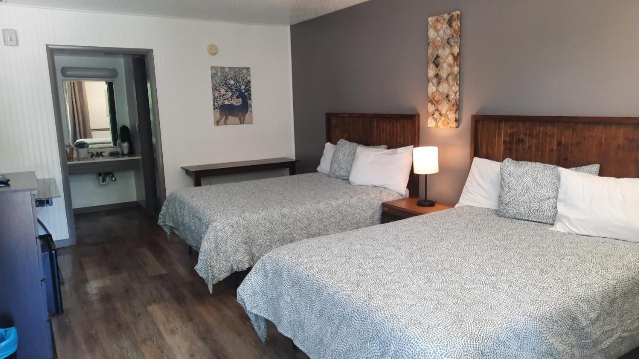 Blue Sky Inn- Complimentary Happy Hour Th-Sun, Veteran Owned, Full Breakfast, Best Green Space, 1 Mile From Blue Ridge, Fire Pit Exterior foto